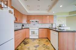 2105 - 45 KINGSBRIDGE GARDEN CIRCLE | Mississauga Ontario | Slide Image Eighteen