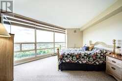 2105 - 45 KINGSBRIDGE GARDEN CIRCLE | Mississauga Ontario | Slide Image Twenty-three