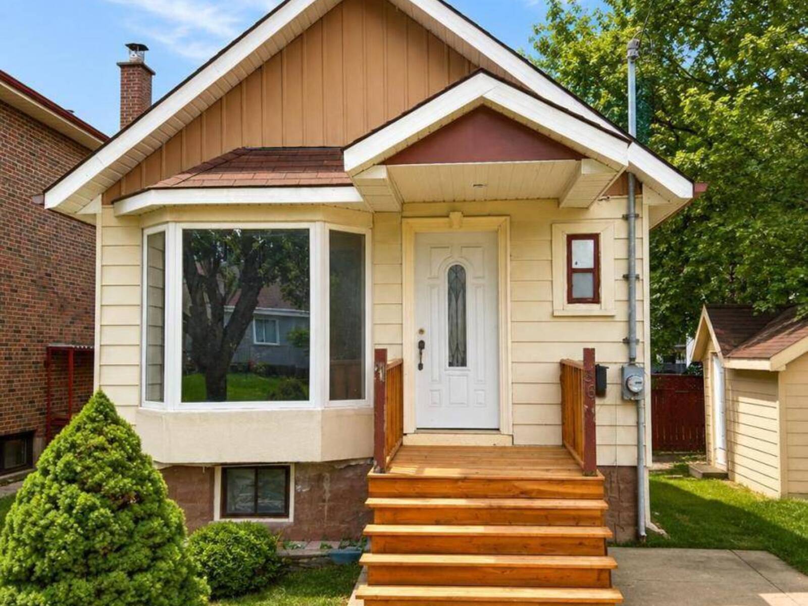 36 RIDGE ROAD, Toronto, Ontario M3M 1C7