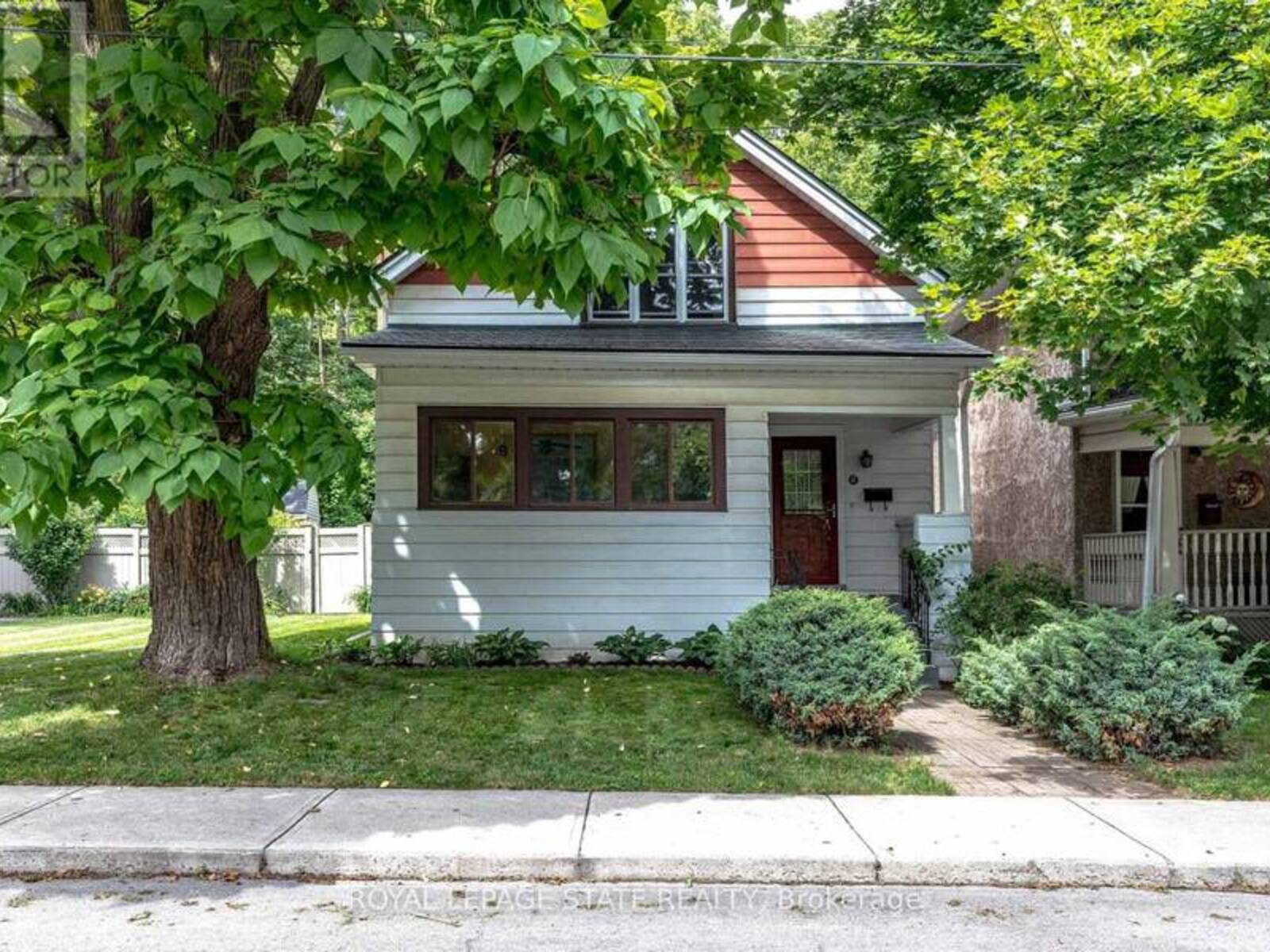 47 WITHERSPOON STREET, Dundas, Ontario L9H 2C4
