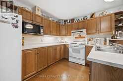 150 PRINGLE DRIVE | Whitby Ontario | Slide Image Thirteen