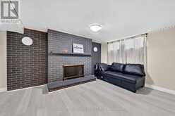 10 GILLBANK CRESCENT S | Toronto Ontario | Slide Image Thirty-three