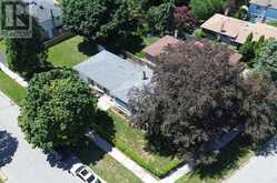 10 GILLBANK CRESCENT S | Toronto Ontario | Slide Image Six