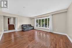 10 GILLBANK CRESCENT S | Toronto Ontario | Slide Image Fifteen
