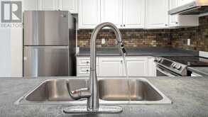 206 FAIRWOOD DRIVE | Georgina Ontario | Slide Image Twelve