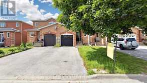 206 FAIRWOOD DRIVE | Georgina Ontario | Slide Image Three