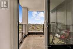1803 - 202 BURNHAMTHORPE ROAD E | Mississauga Ontario | Slide Image Eleven