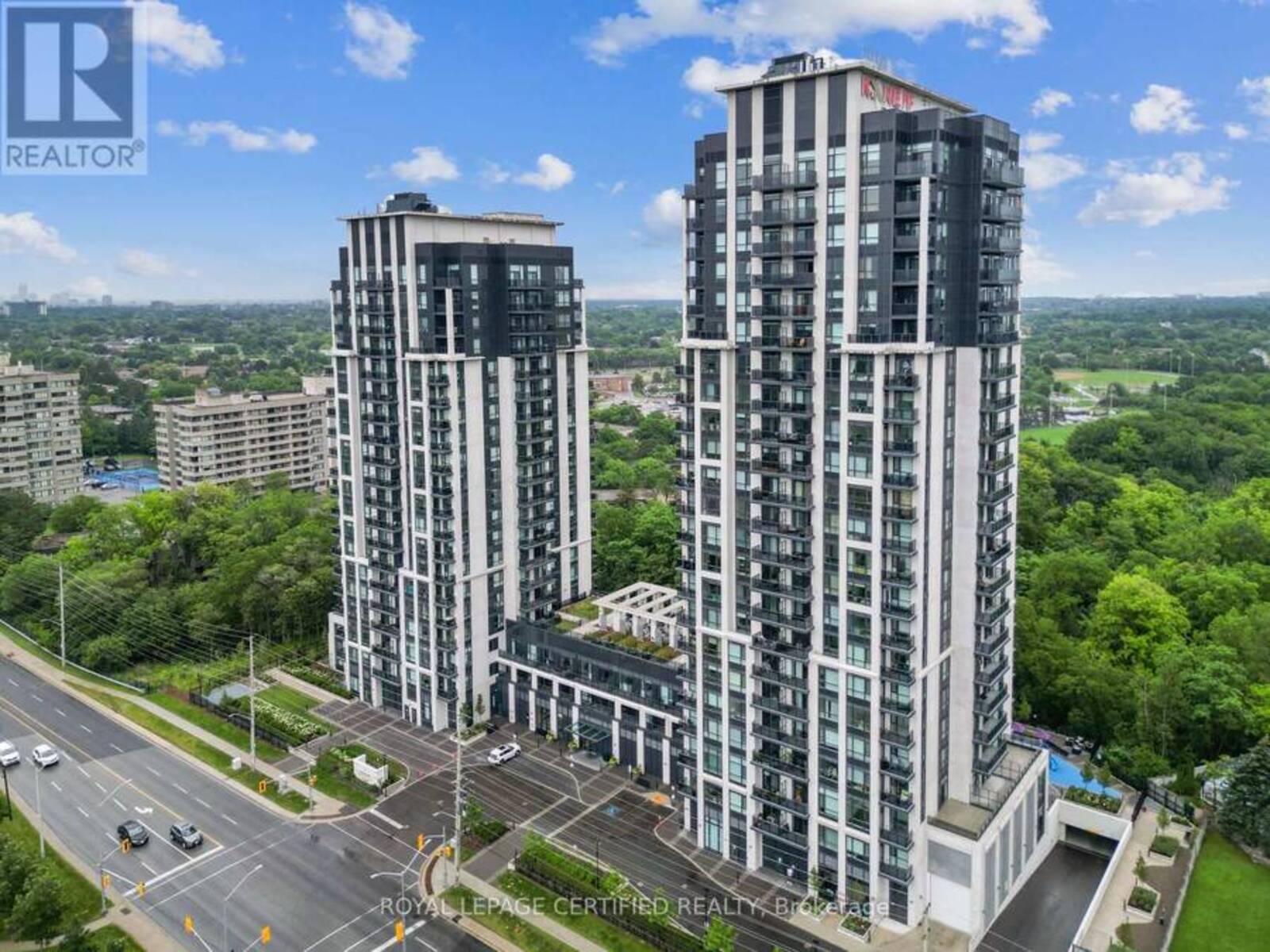 1803 - 202 BURNHAMTHORPE ROAD E, Mississauga, Ontario L5A 4L4