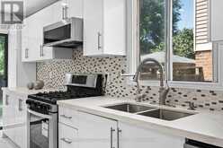 1273 BARBERRY GREEN | Oakville Ontario | Slide Image Fifteen