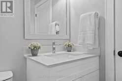1273 BARBERRY GREEN | Oakville Ontario | Slide Image Nineteen