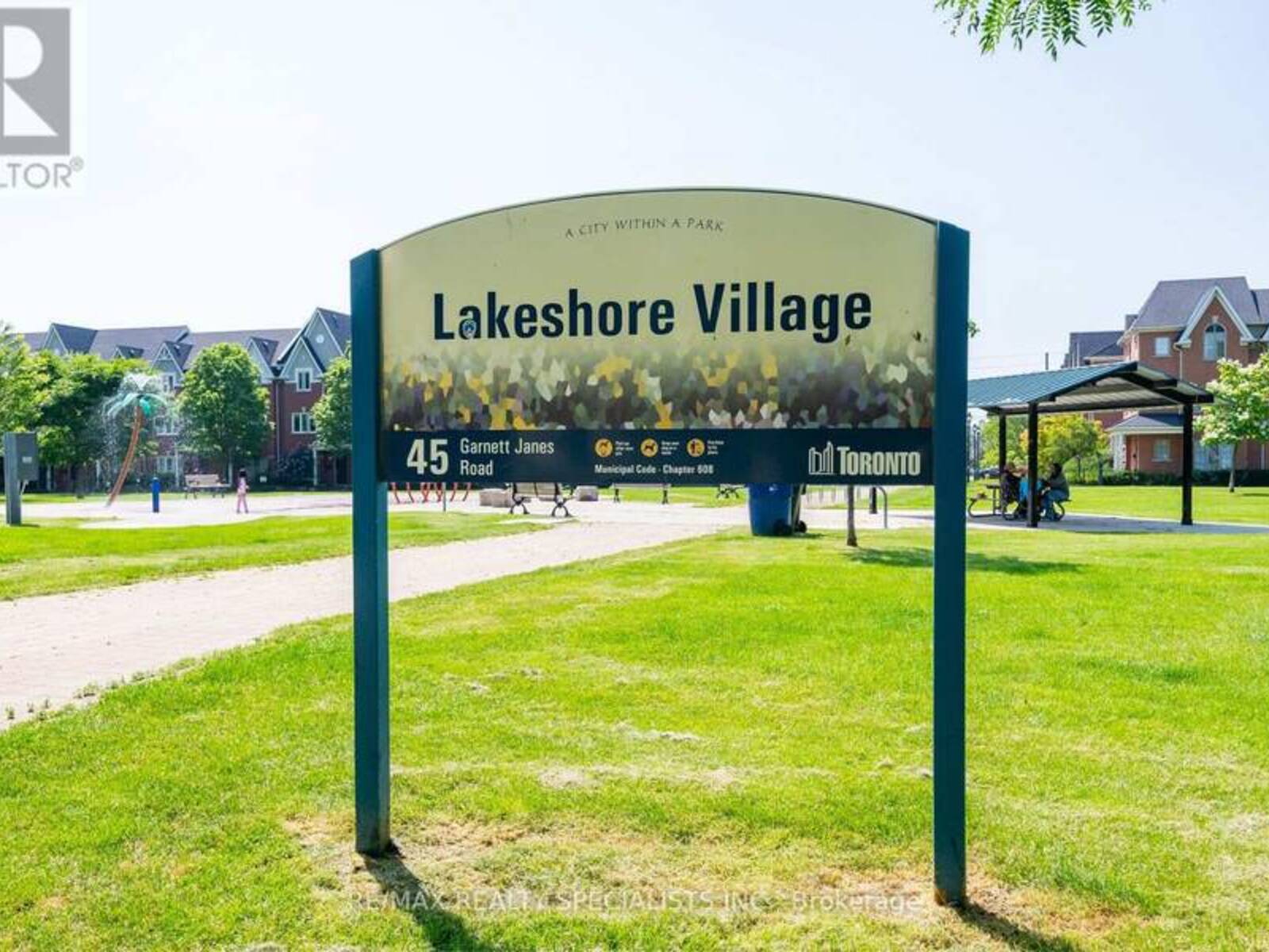 514 - 4 ELSINORE PATH, Toronto, Ontario M8V 4G7