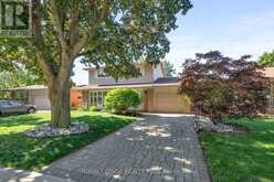 20 SAN MARINO CRESCENT | Hamilton Ontario | Slide Image Two