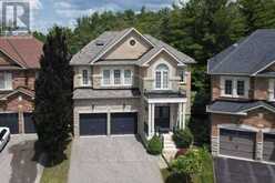 488 FOXCROFT BOULEVARD | Newmarket Ontario | Slide Image Three