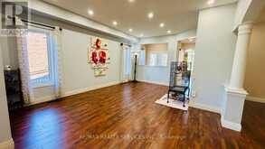 261 THOMAS AVENUE | Brantford Ontario | Slide Image Eight