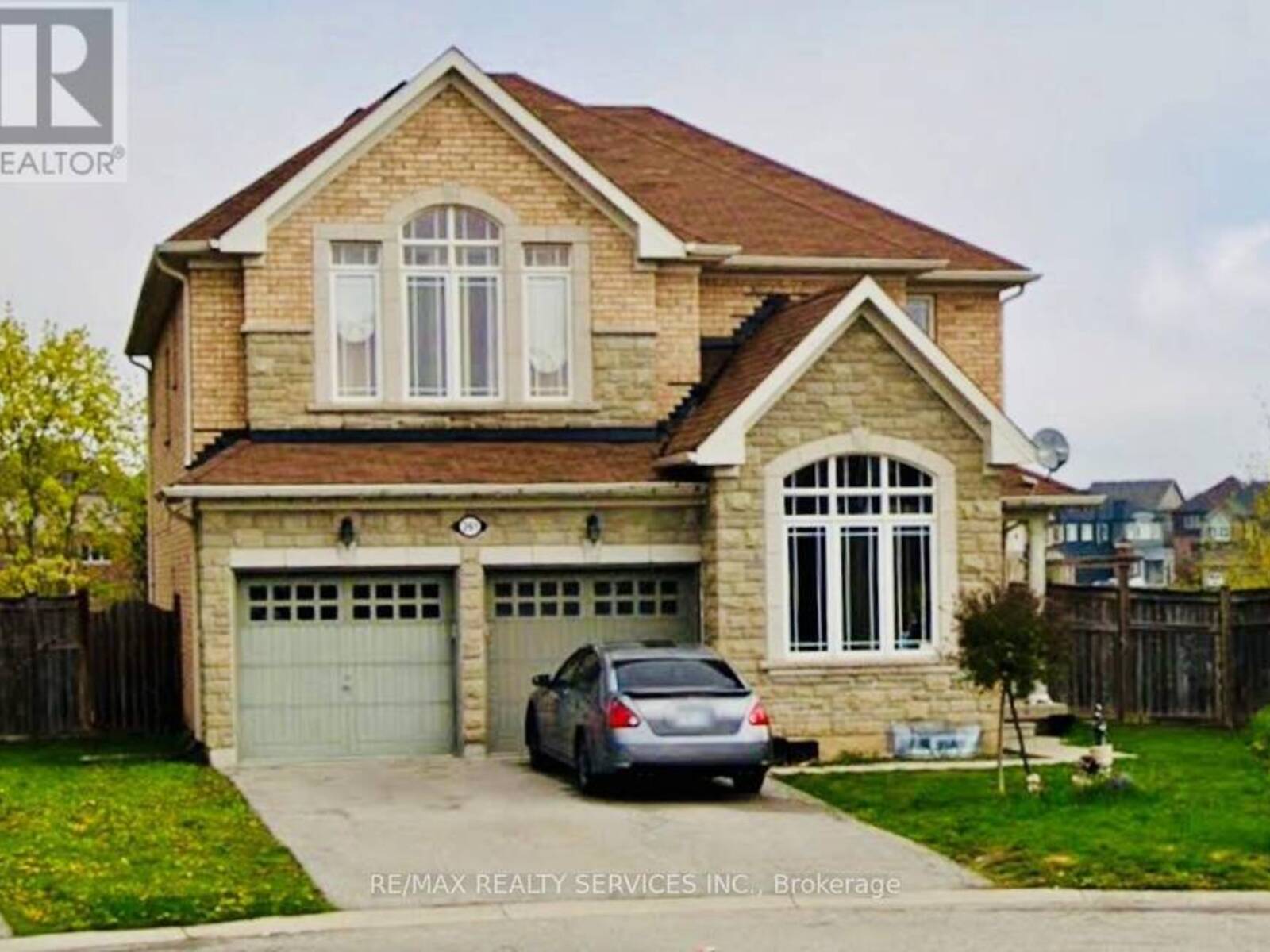 261 THOMAS AVENUE, Brantford, Ontario N3S 0E1