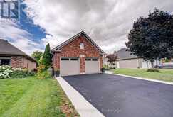 22 LONG LANE | Paris Ontario | Slide Image Three