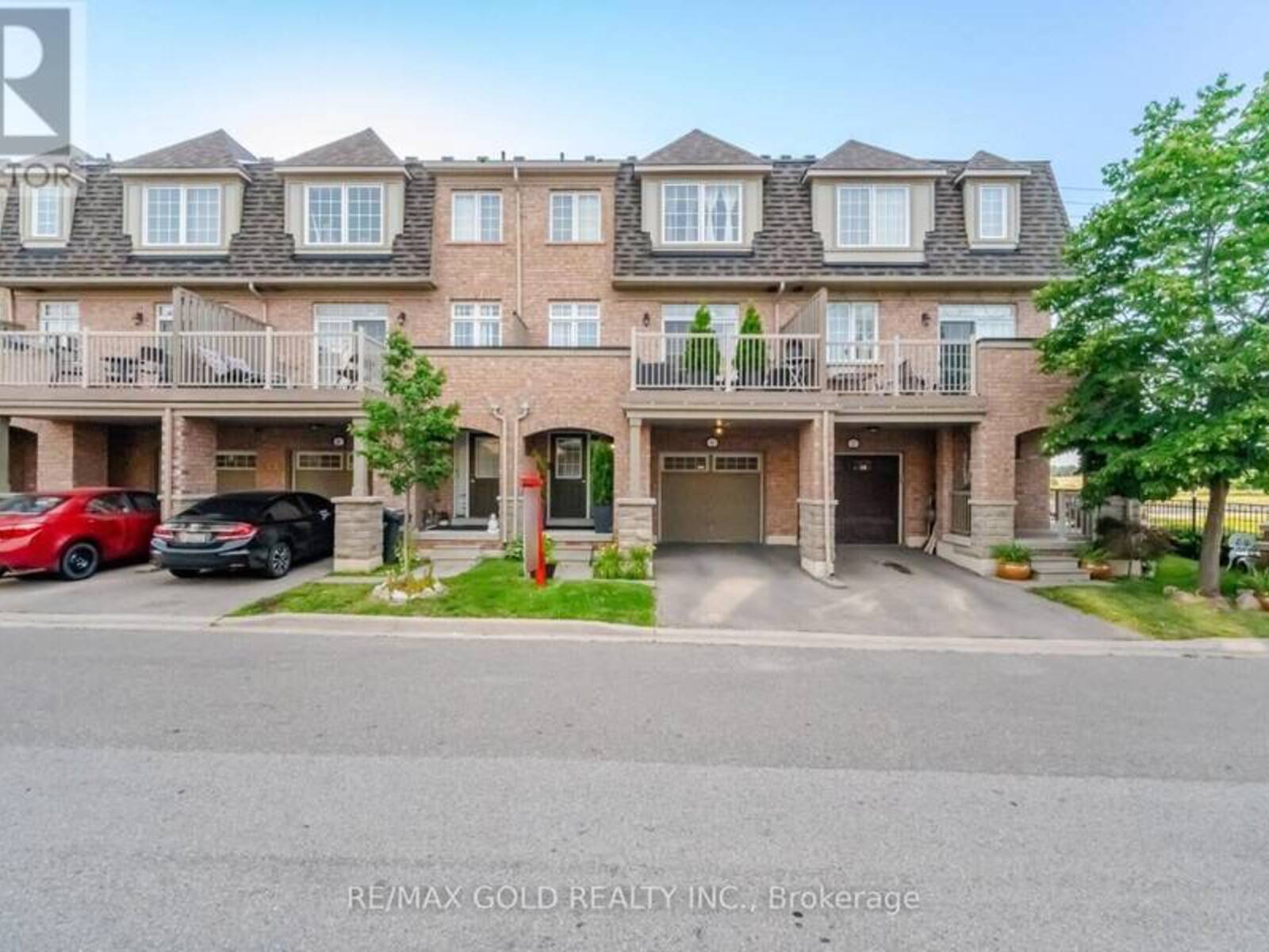 4 UTOPIA WAY, Brampton, Ontario L6P 4A5