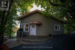 863 ESSEX ROAD | Kenora Ontario | Slide Image Two
