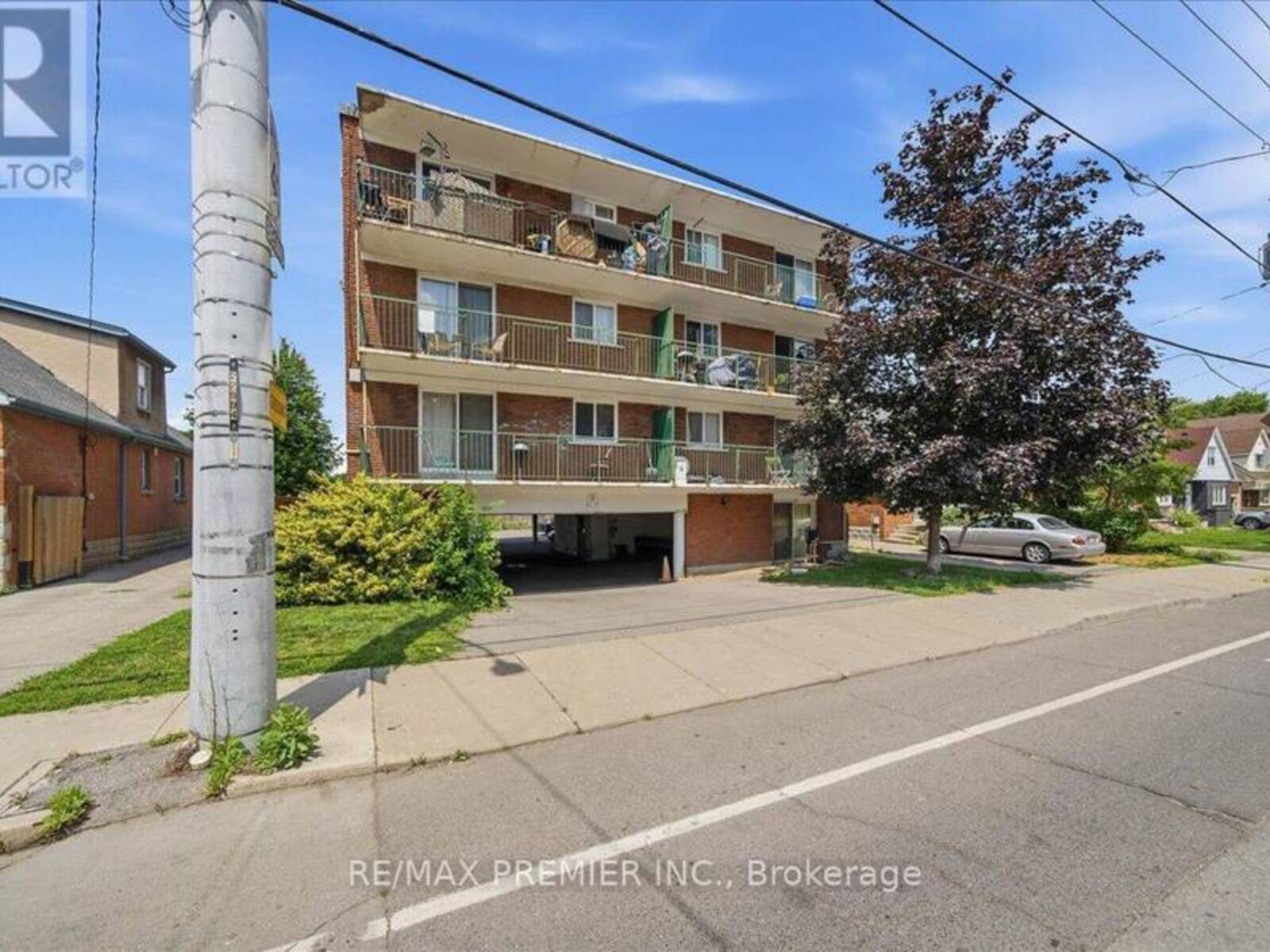 214 WENTWORTH STREET S, Hamilton, Ontario L8N 2Z4