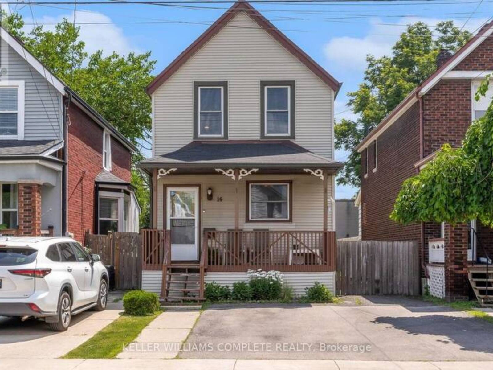 16 ALBEMARLE STREET, Hamilton, Ontario L8L 7G3