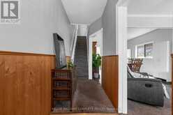 16 ALBEMARLE STREET | Hamilton Ontario | Slide Image Three
