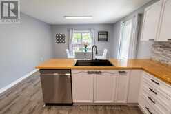 57 PARISIAN CRESCENT | Barrie Ontario | Slide Image Nine