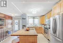 127 MAYFIELD DRIVE N | Oakville Ontario | Slide Image Ten
