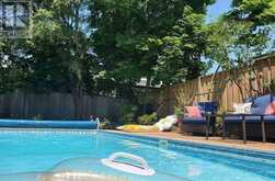 127 MAYFIELD DRIVE N | Oakville Ontario | Slide Image Three