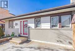127 MAYFIELD DRIVE N | Oakville Ontario | Slide Image Two