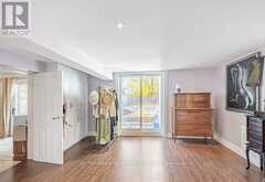 127 MAYFIELD DRIVE N | Oakville Ontario | Slide Image Thirty