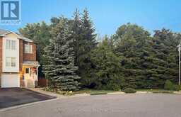 91 OZNER COURT | Brampton Ontario | Slide Image Four
