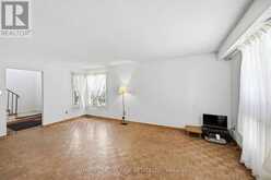 39 NEWINGTON CRESCENT | Toronto Ontario | Slide Image Eighteen