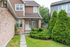 39 NEWINGTON CRESCENT | Toronto Ontario | Slide Image Four