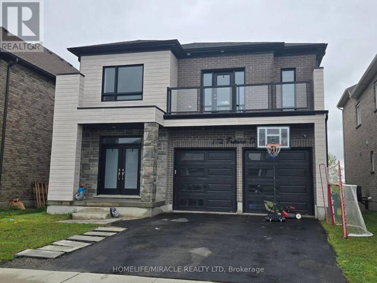 172 FREURE DRIVE, Cambridge, Ontario N1S 0A2