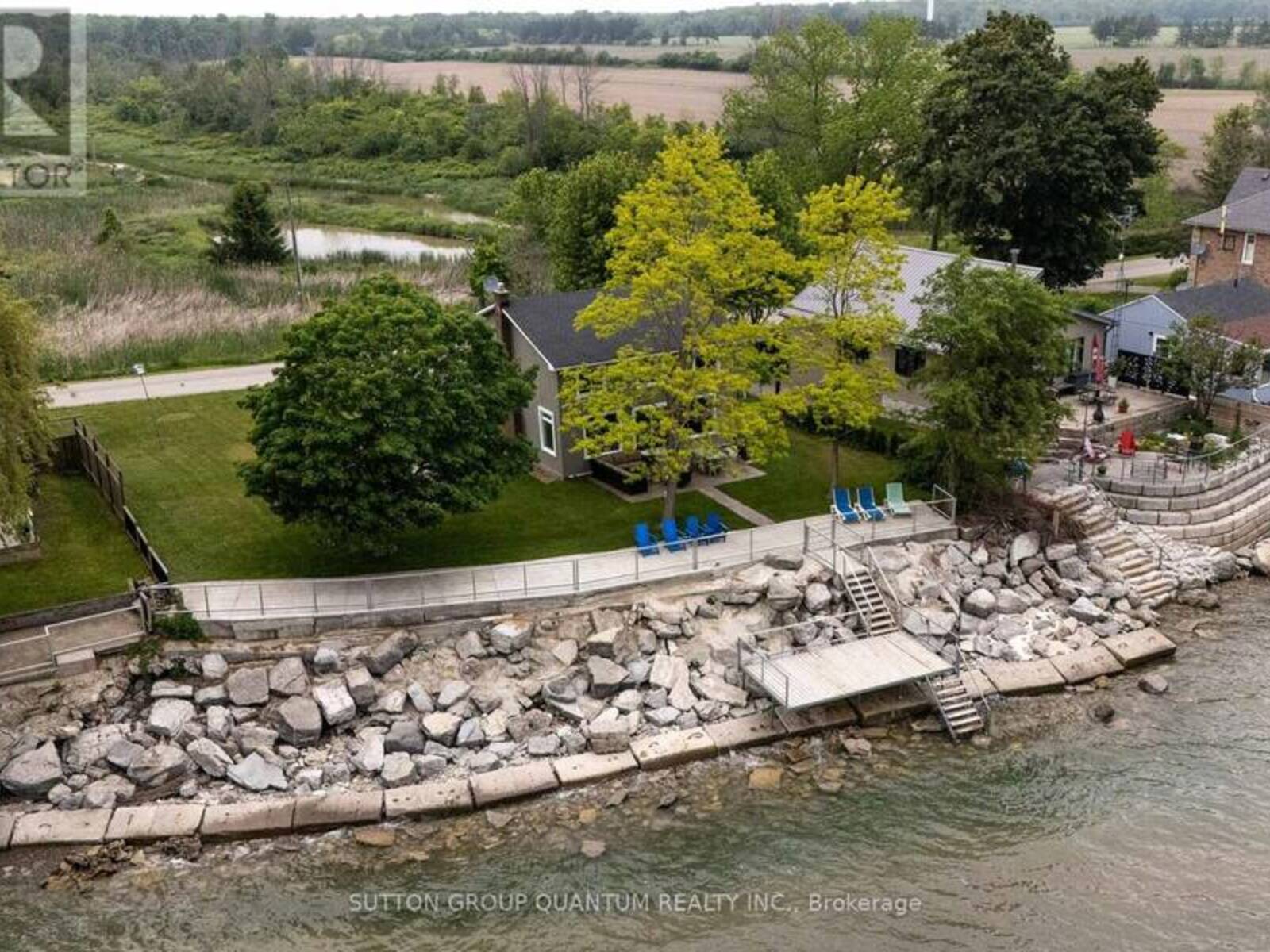 2118 LAKESHORE ROAD, Dunnville, Ontario N1A 2W8