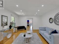 62 ABERFELDY CRESCENT Markham Ontario, L3T 4C4