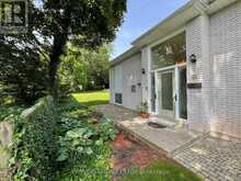 3 BAKER PLACE | Fonthill Ontario | Slide Image Two