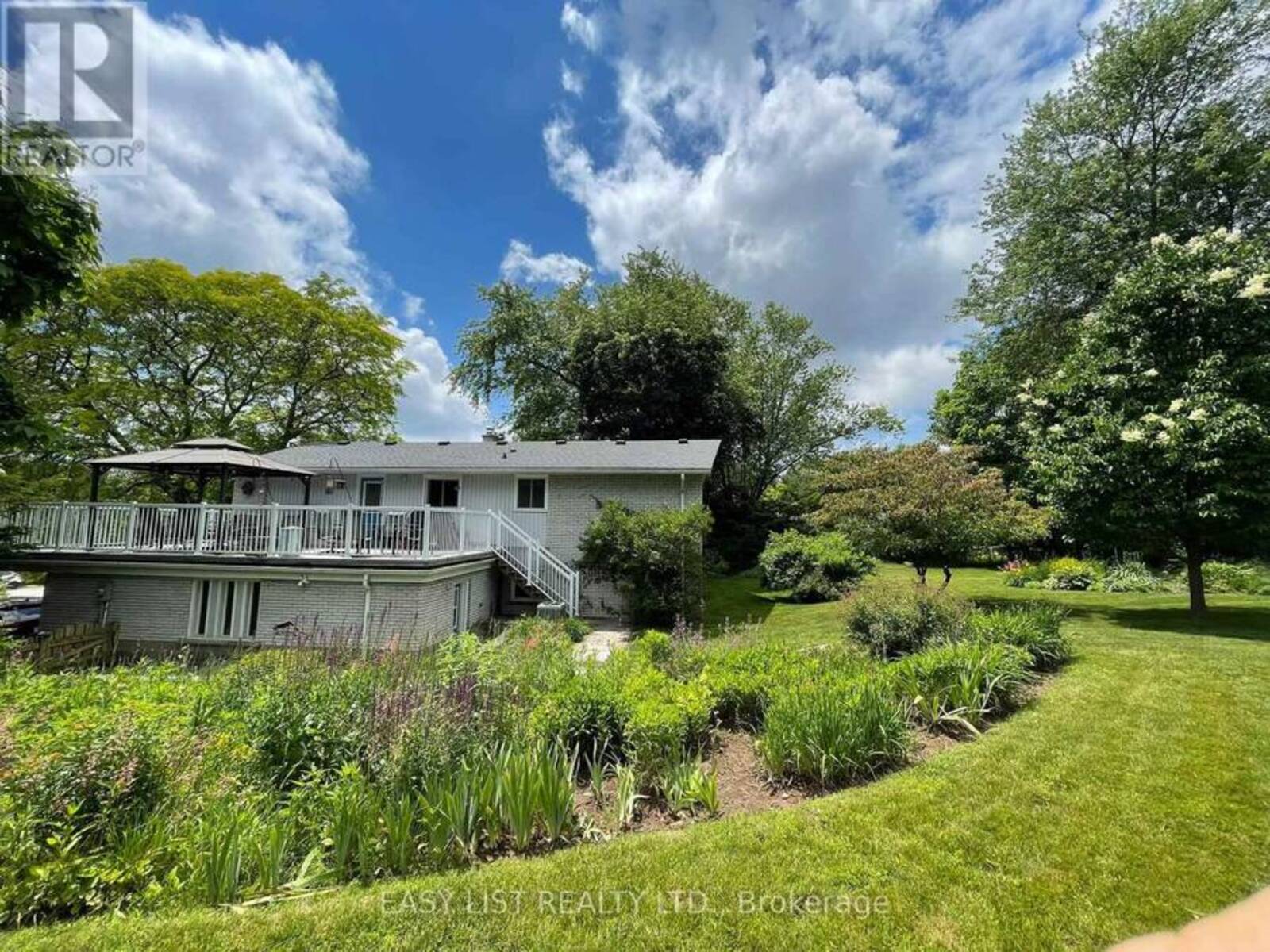 3 BAKER PLACE, Fonthill, Ontario L3E 0J4