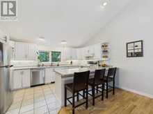 1060 GOLDEN BEACH ROAD | Bracebridge Ontario | Slide Image Six