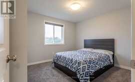 1 MINLER STREET | Ingersoll Ontario | Slide Image Thirty