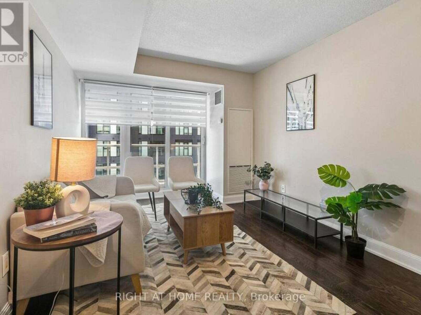 2804 - 2181 YONGE STREET, Toronto, Ontario M4S 2B1