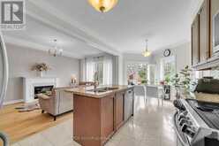 7 GAMBLE GLEN CRESCENT | Richmond Hill Ontario | Slide Image Thirteen