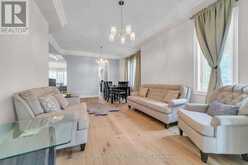 7 GAMBLE GLEN CRESCENT | Richmond Hill Ontario | Slide Image Four