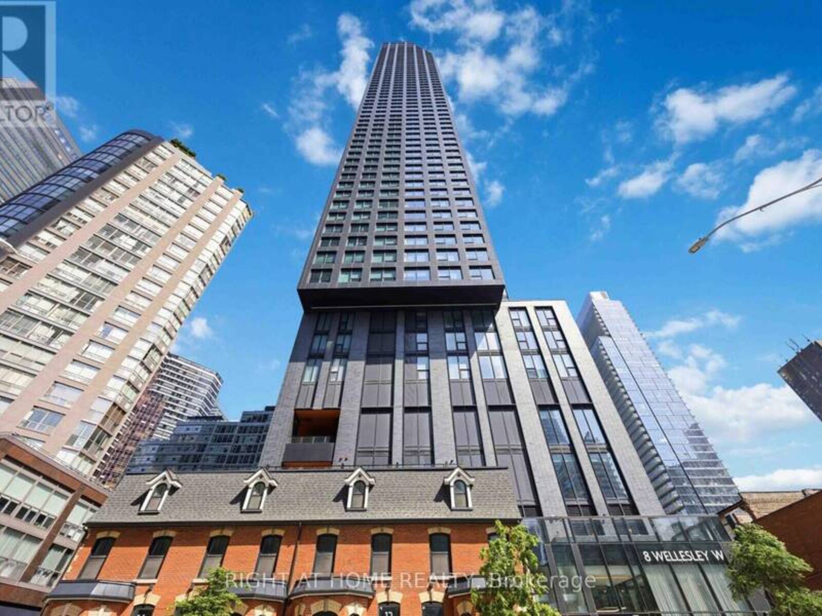 5110 - 8 WELLESLEY STREET W, Toronto, Ontario M4Y 0J5