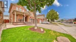 211 QUEEN MARY DRIVE | Brampton Ontario | Slide Image Three