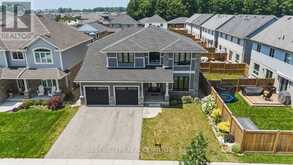 22 WEIR CRESCENT | St. Thomas Ontario | Slide Image One
