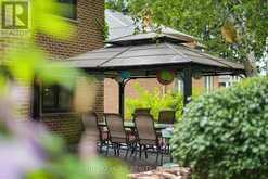 41 BLOOMFIELD TRAIL | Richmond Hill Ontario | Slide Image Eight