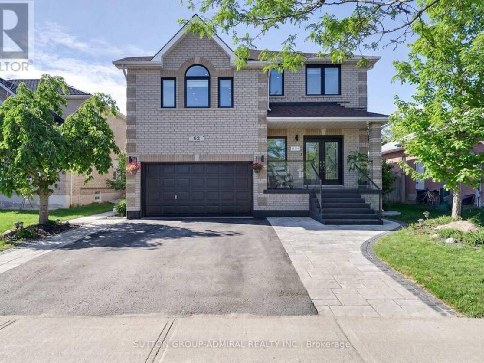 62 PRINCE GEORGE CRESCENT, Barrie, Ontario L4N 0K9