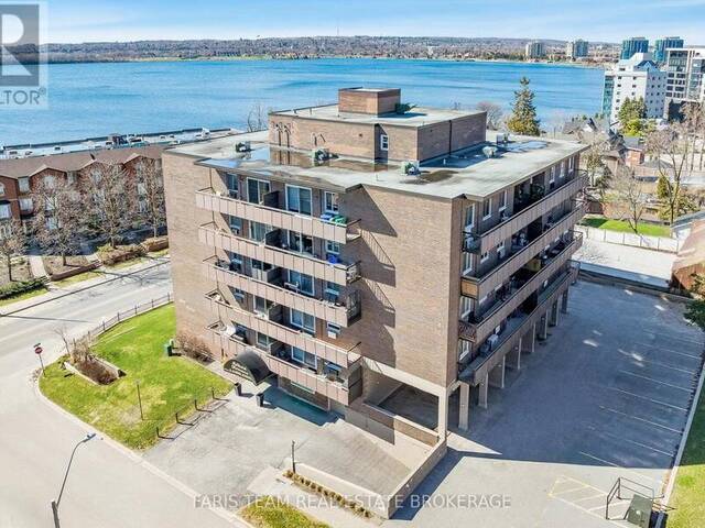 48 - 2 ALBERT STREET Barrie Ontario, L4M 3S4 - 1 Bedroom Condo For Sale