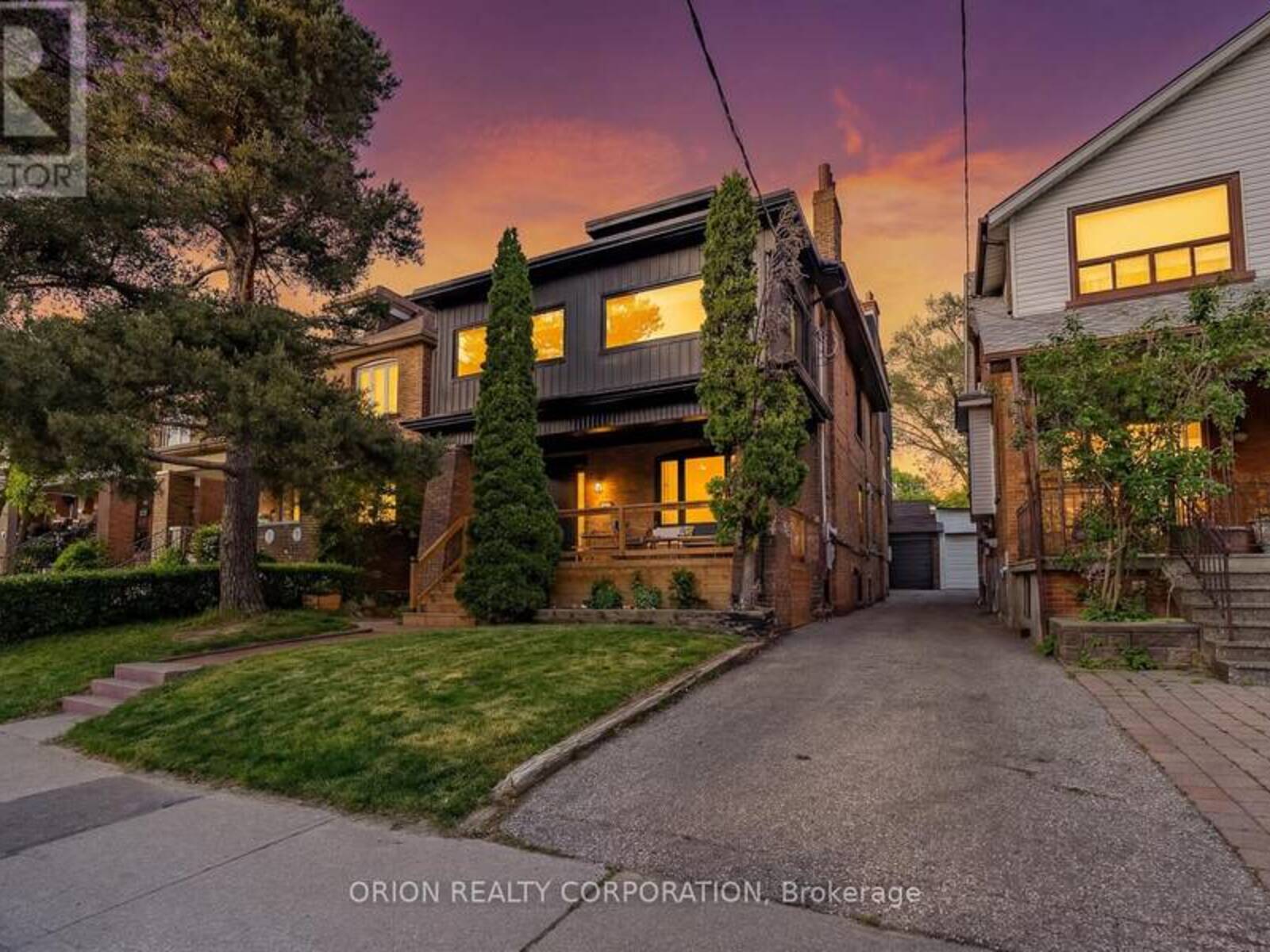 185 GLENHOLME AVENUE, Toronto, Ontario M6E 3C5